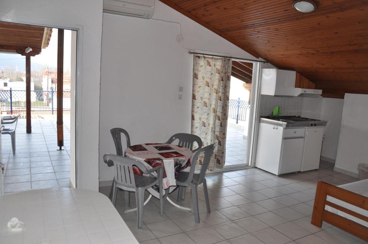 Apartments Stavroula Ηospitality ヴラスナ 部屋 写真
